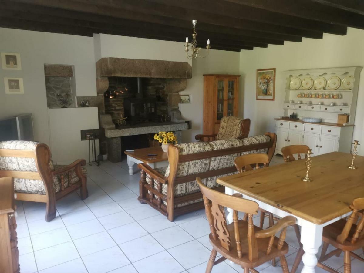 Villa La Loctais à Les Portes du Coglais Extérieur photo