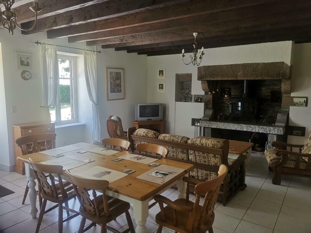 Villa La Loctais à Les Portes du Coglais Extérieur photo